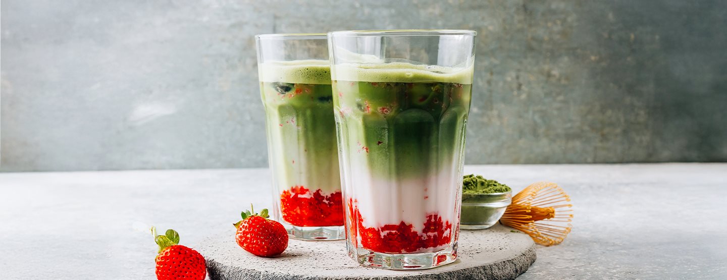 Strawberry Matcha Latte – A nyár legtrendibb itala otthonra