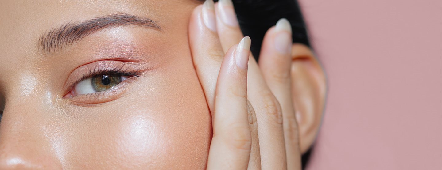 Frosted glam: így alkosd meg az elegáns téli lookot hűvös pasztellszínekkel