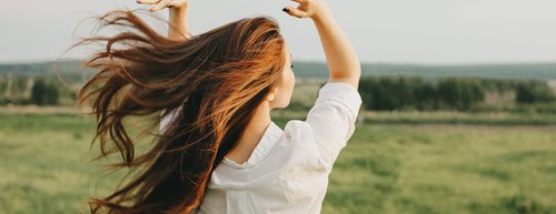 Hajerősítő- és szépítő ásványi anyagok és vitaminok – így segítenek, ha hullik vagy töredezik a hajad 
