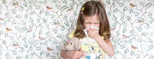 Idegesítő köhögés gyerekeknél: amikor bosszantón kapar a torok