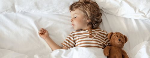 Mennyi alvásra van szüksége egy gyereknek? Minden a kisbabák és gyerekek alvásáról