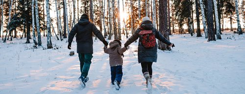 Szórakozás gyerekeknek: unaloműző tippek télre bentre és kintre