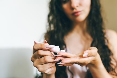 Így változik meg a bőröd a stressz hatására