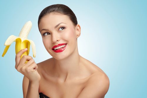 Peel-off ajakszínezők