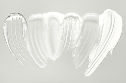 Így használd a Pantone 2026-os év színét az arcodon