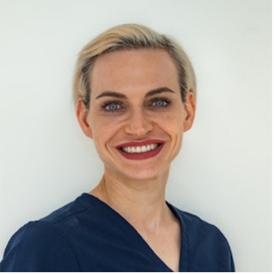 Dr. Stefanie Holzmann gyerekfogorvos